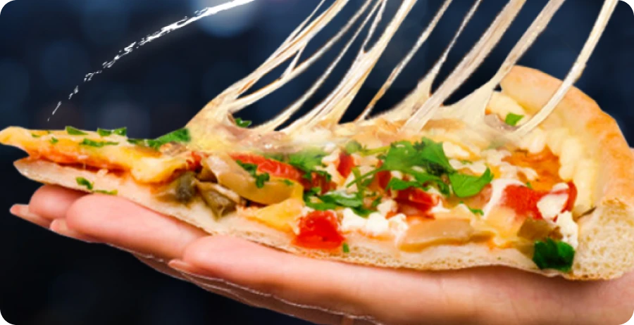 Утоли ночной голод с пиццей Рустерс!